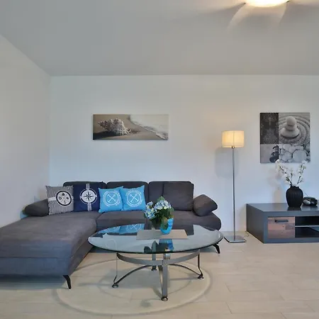 Baltique Baltique 10 *